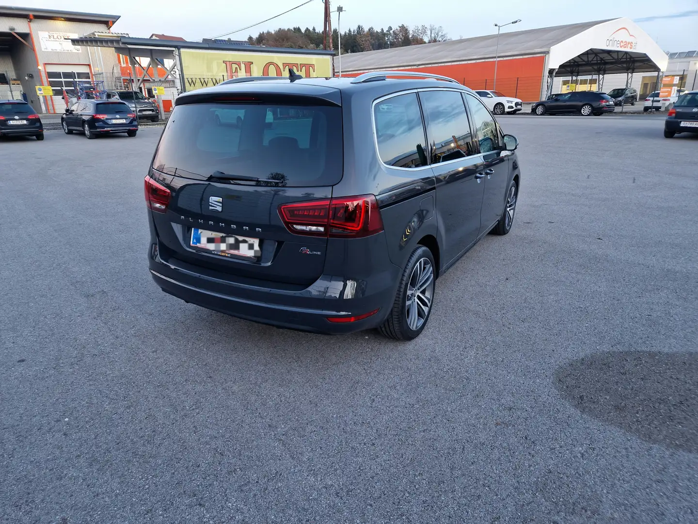 SEAT Alhambra Alhambra FR 2,0 TDI CR FR Grau - 2