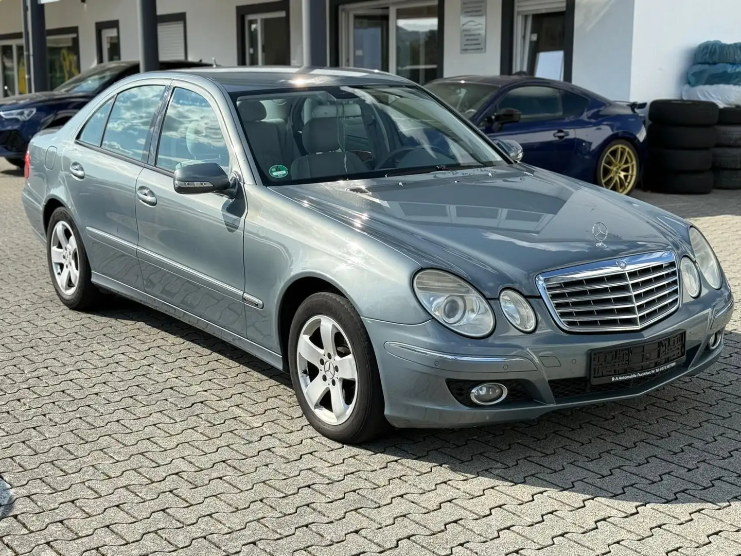 Mercedes-Benz E 200 E -Klasse Lim.E 200 CDI Automatik*Elegance Bleu - 2