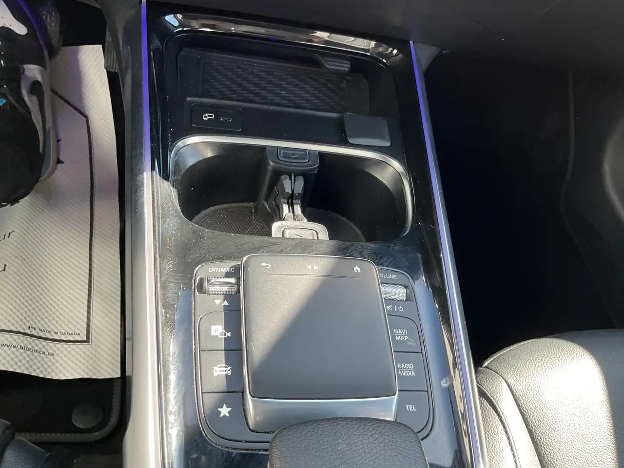 Mercedes-Benz GLB снимка Mercedes-Benz GLB