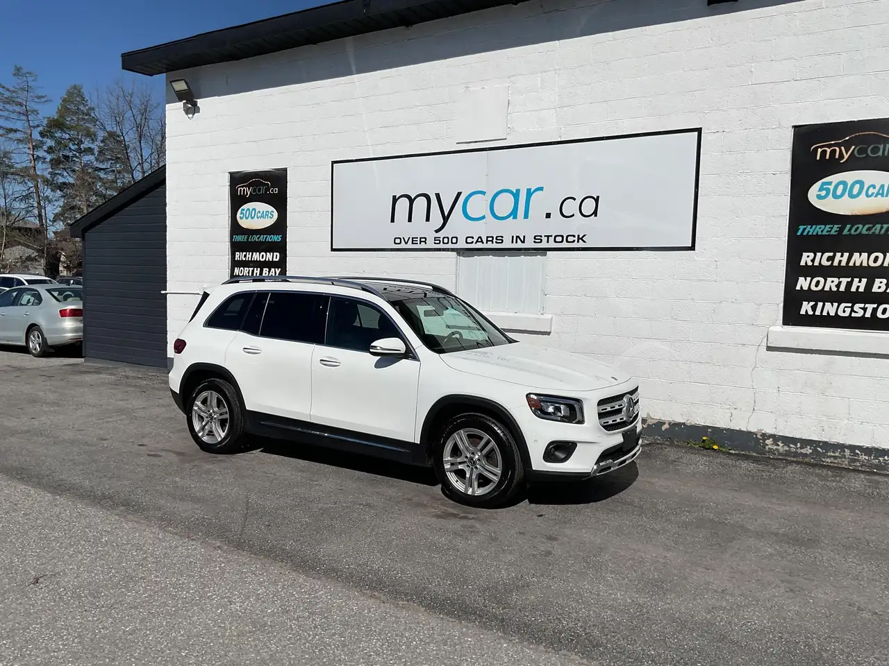 Mercedes-Benz GLB снимка Mercedes-Benz GLB