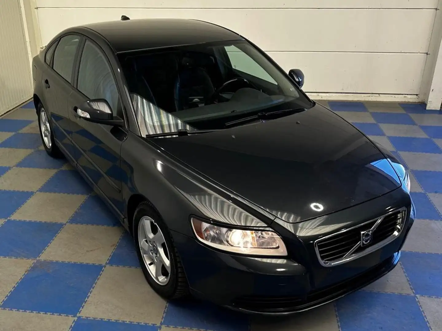 Volvo S40 1.6 D DRIVe  Euro 5 Šedá - 1