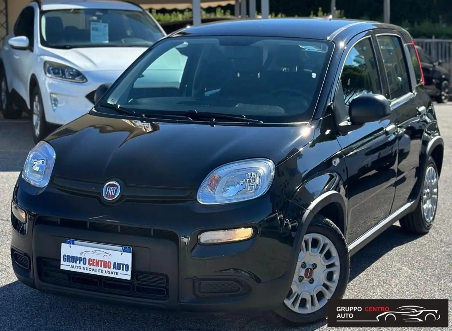 Fiat Panda 1.0 FireFly S&S Hybrid Noir - 1
