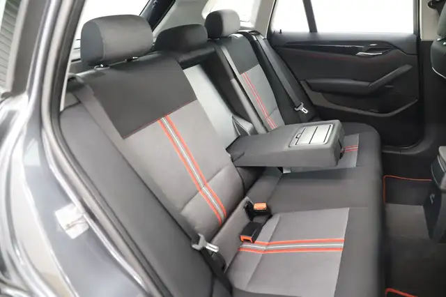 BMW X1 view 12