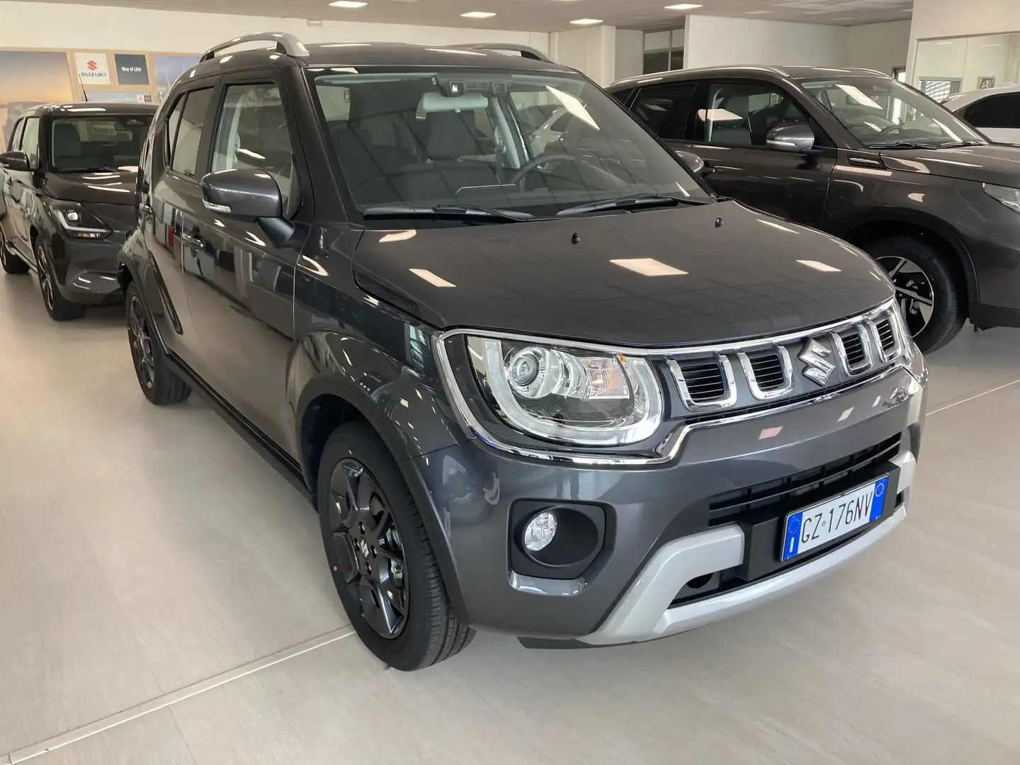 Suzuki Ignis 1.2 Hybrid Top Neopatentati Grigio - 1