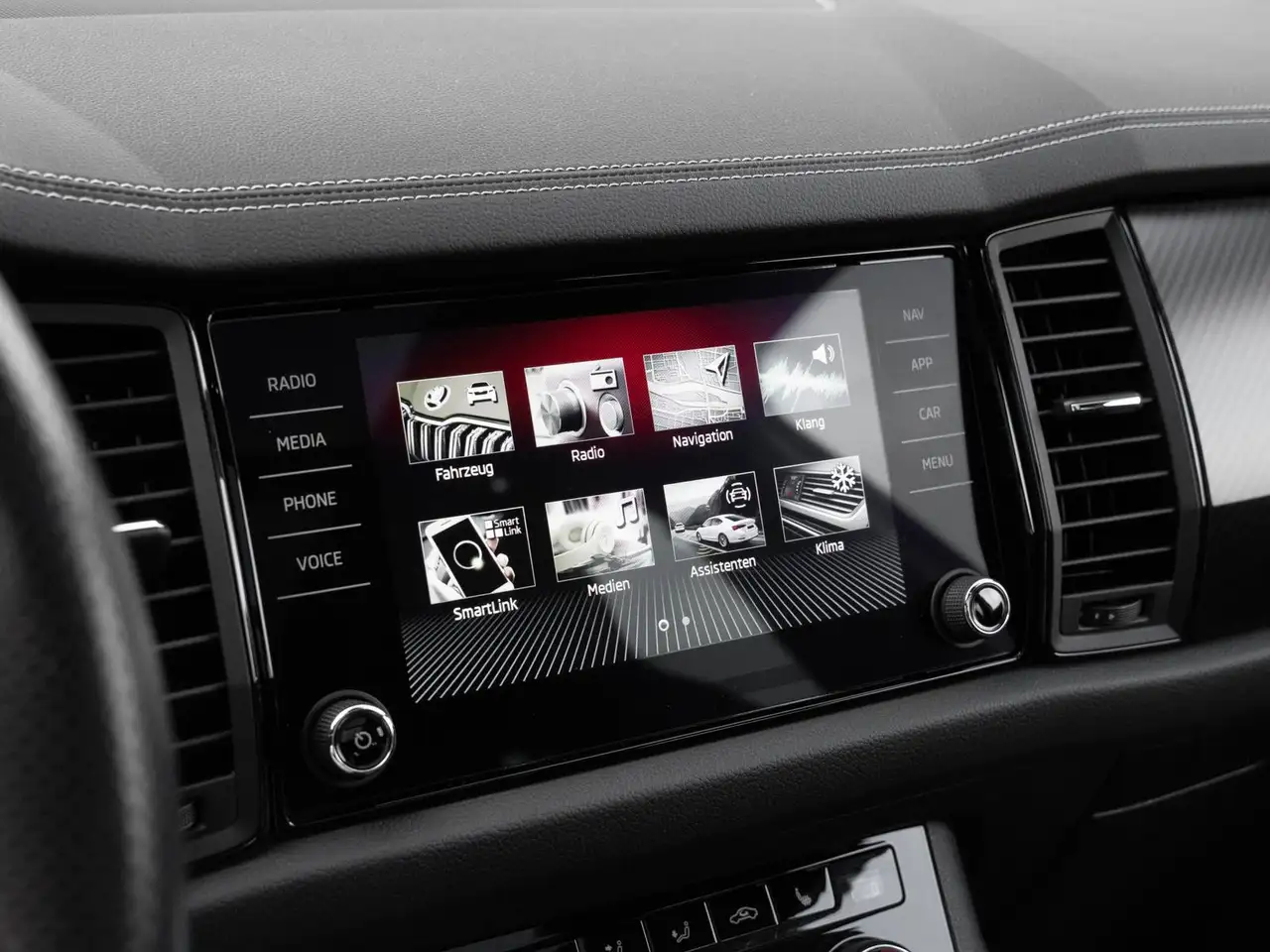 Skoda Kodiaq Sportline AHK PANO DCC Amundsen Traveller, миниатюра 20