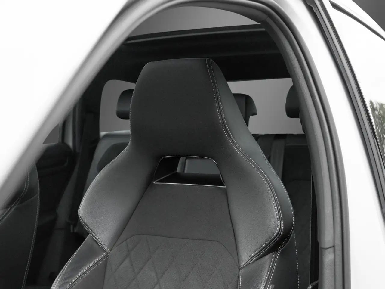 Skoda Kodiaq Sportline AHK PANO DCC Amundsen Traveller, миниатюра 29