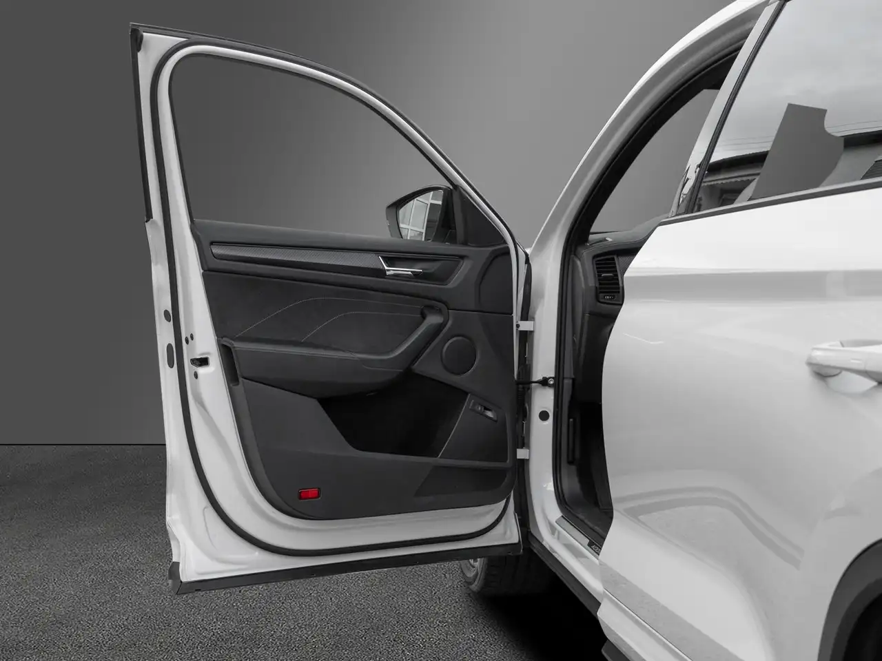 Skoda Kodiaq Sportline AHK PANO DCC Amundsen Traveller, миниатюра 27