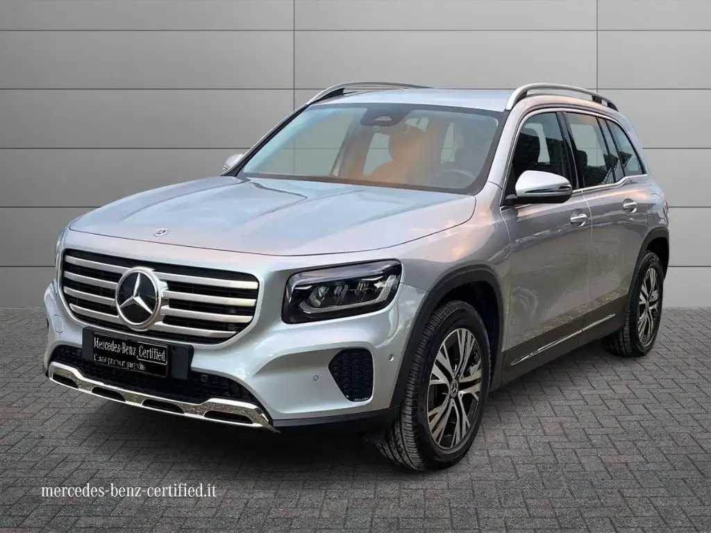 Mercedes-Benz GLB 180 2025 из Европы — купить под ключ