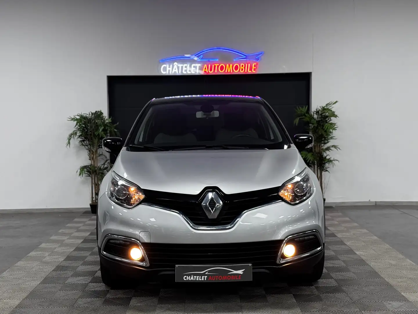 Renault Captur ‼️RÉSERVÉE RESERVED GERESERVEERD‼️ Gris - 2