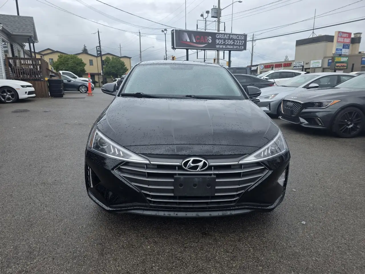 Hyundai ELANTRA снимка Hyundai ELANTRA