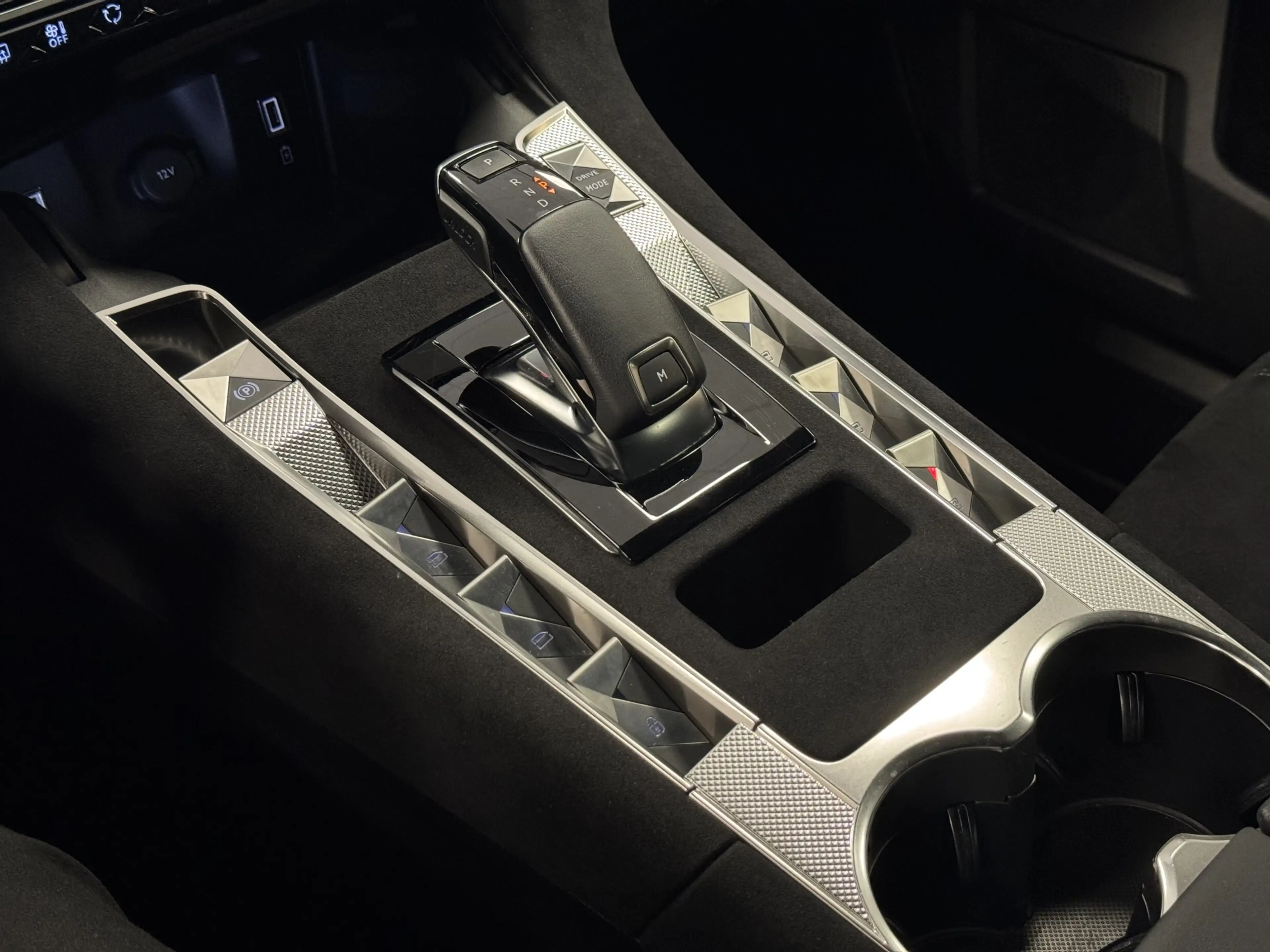 DS Automobiles DS 7 Crossback Performance Line*ACC*Navi*CarPlay*LED*360°Cam — photo 15