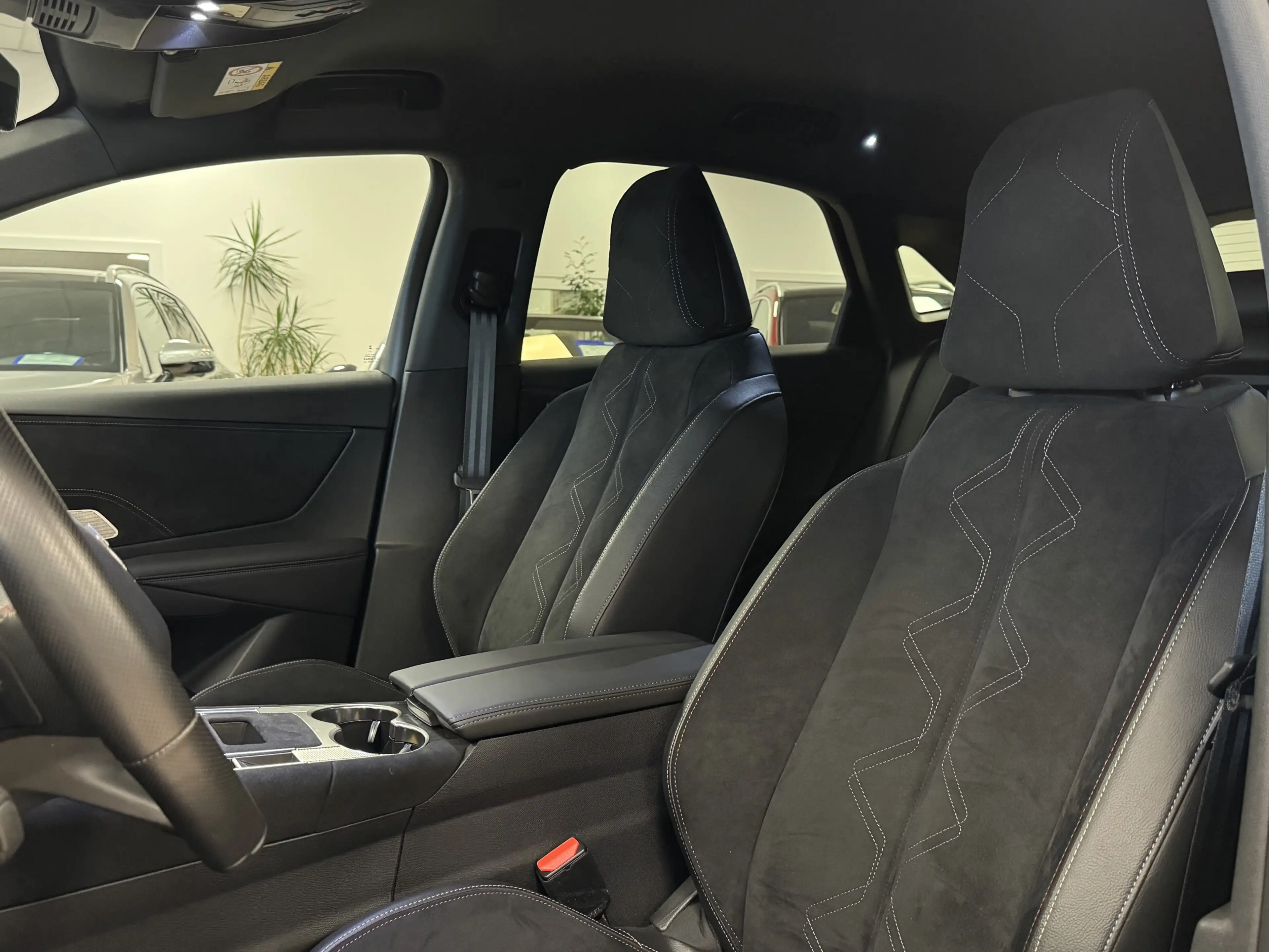 DS Automobiles DS 7 Crossback Performance Line*ACC*Navi*CarPlay*LED*360°Cam — photo 12