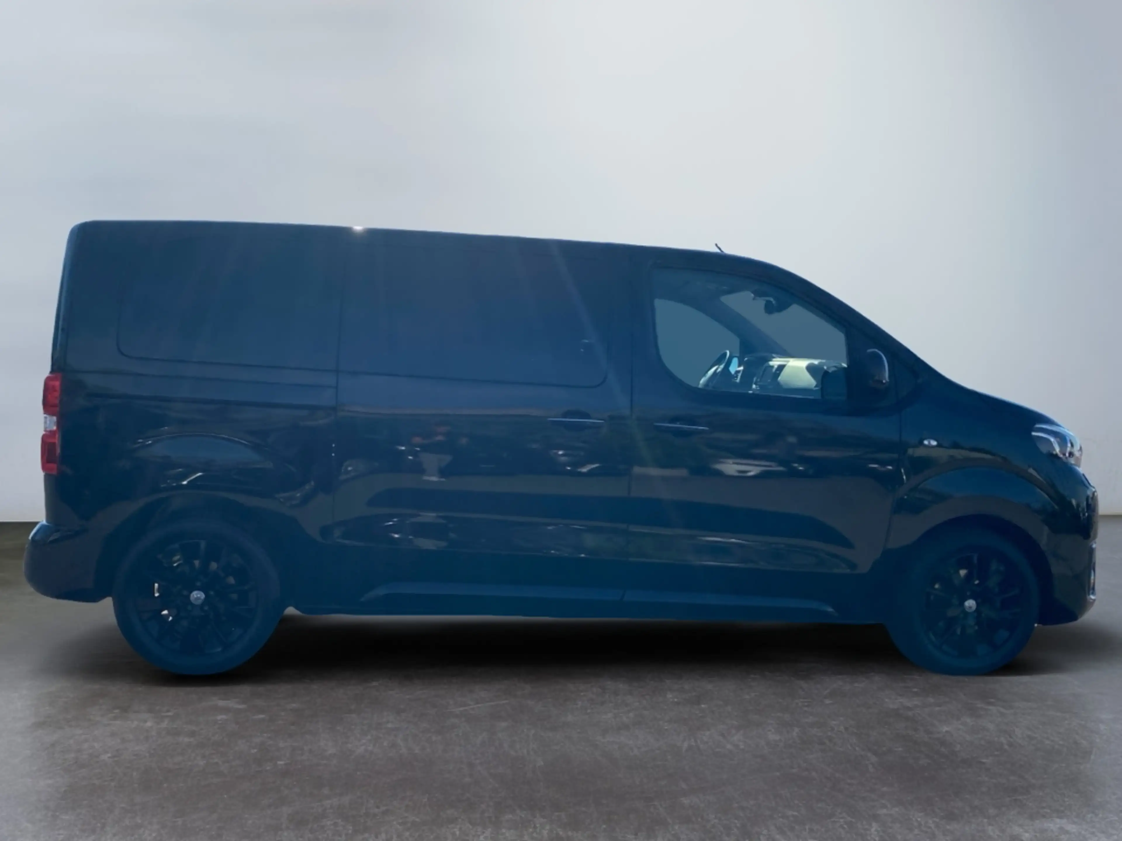 Toyota Proace Verso 2.0 D L1 Executive *Leder*CAM*Pano* — photo 10