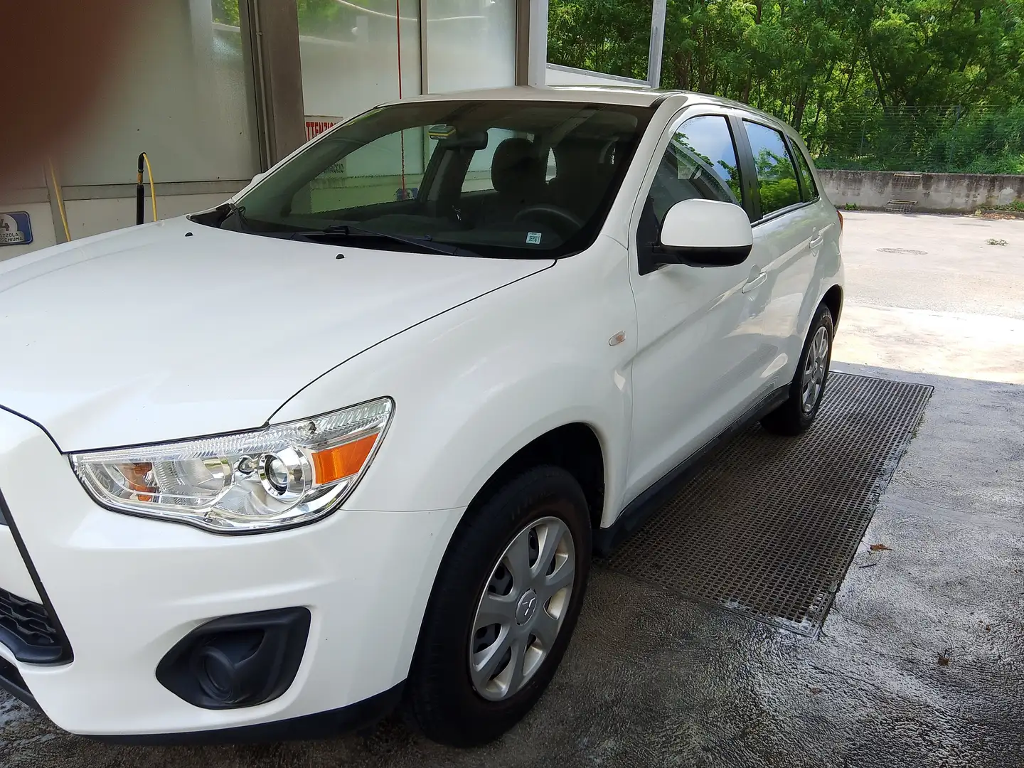 Mitsubishi ASX ASX I 2010 1.6 Inform 2wd E6 Bianco - 1