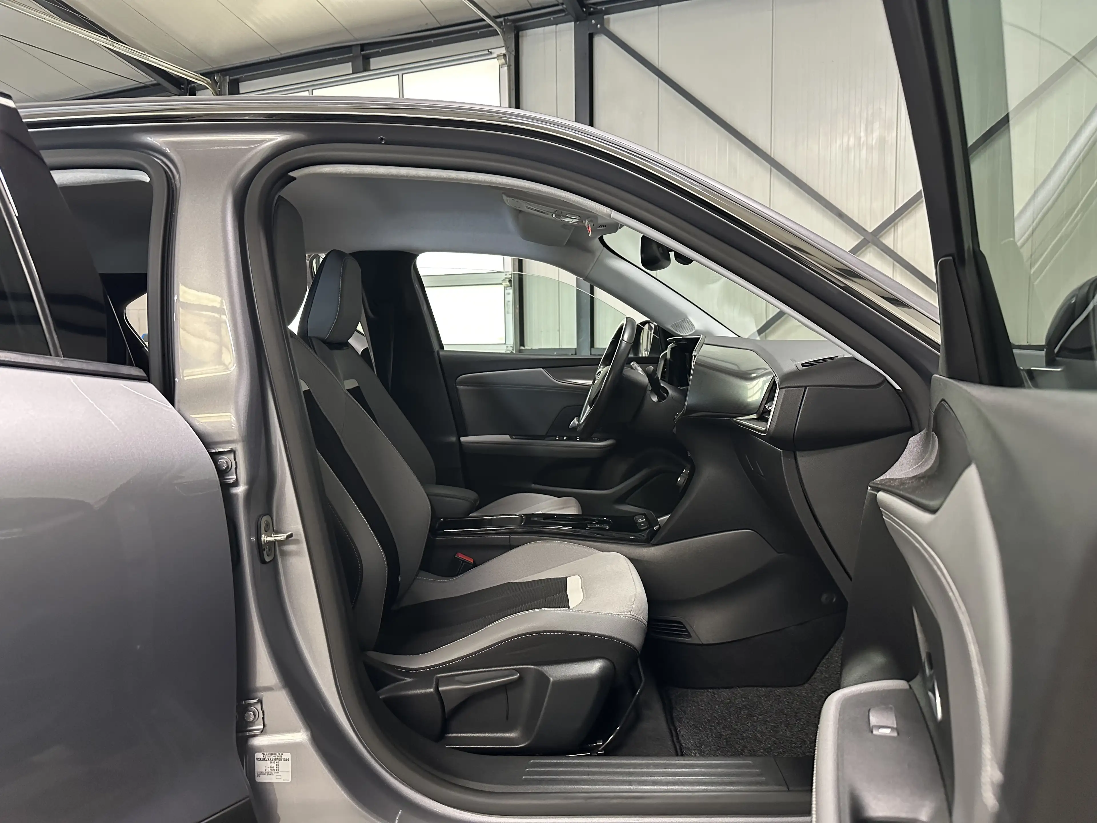 Opel Mokka-E Business Elegance 50kWh 3-Fase | Navi | Camera — photo 4