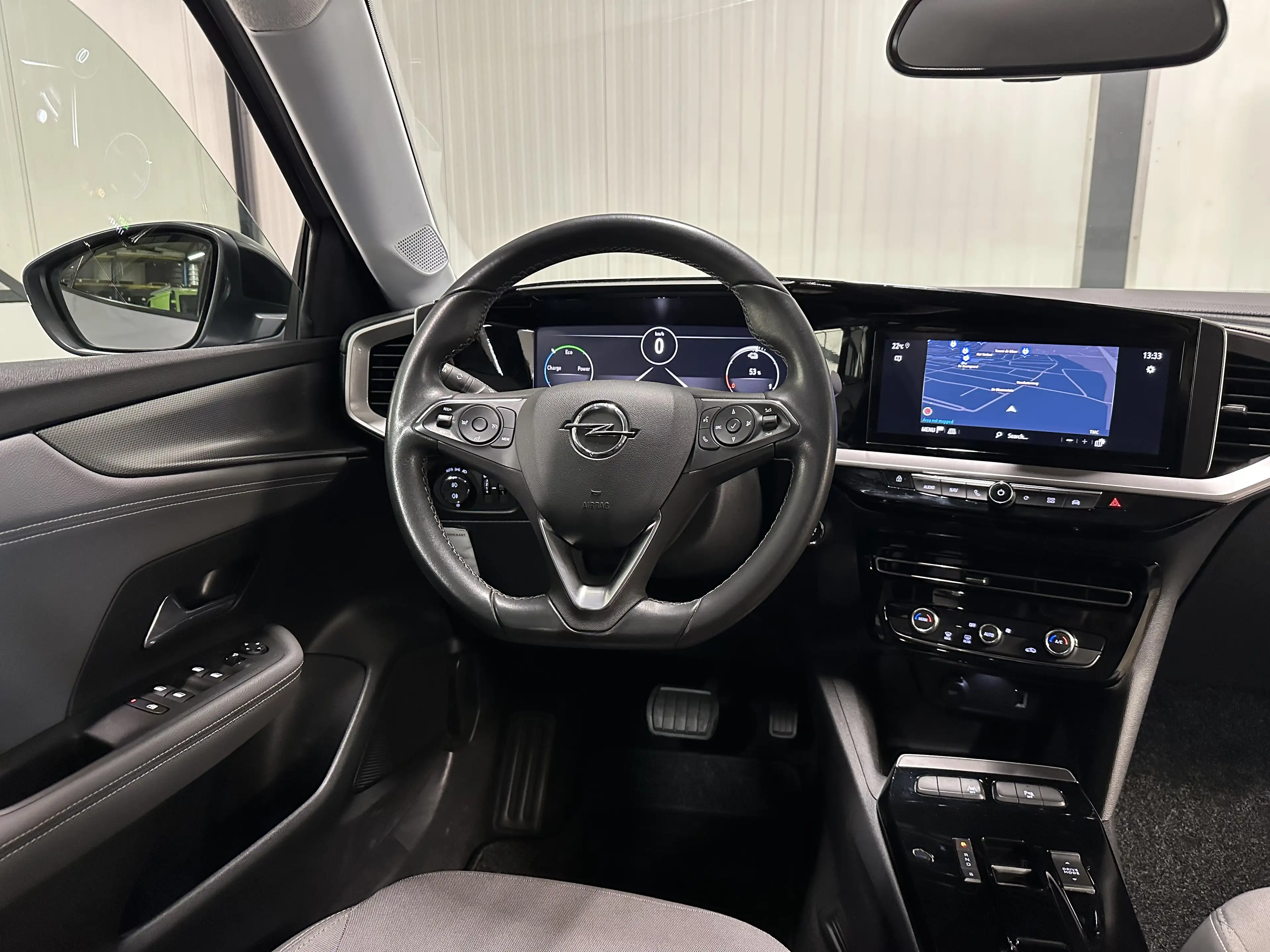 Opel Mokka-E Business Elegance 50kWh 3-Fase | Navi | Camera — photo 3