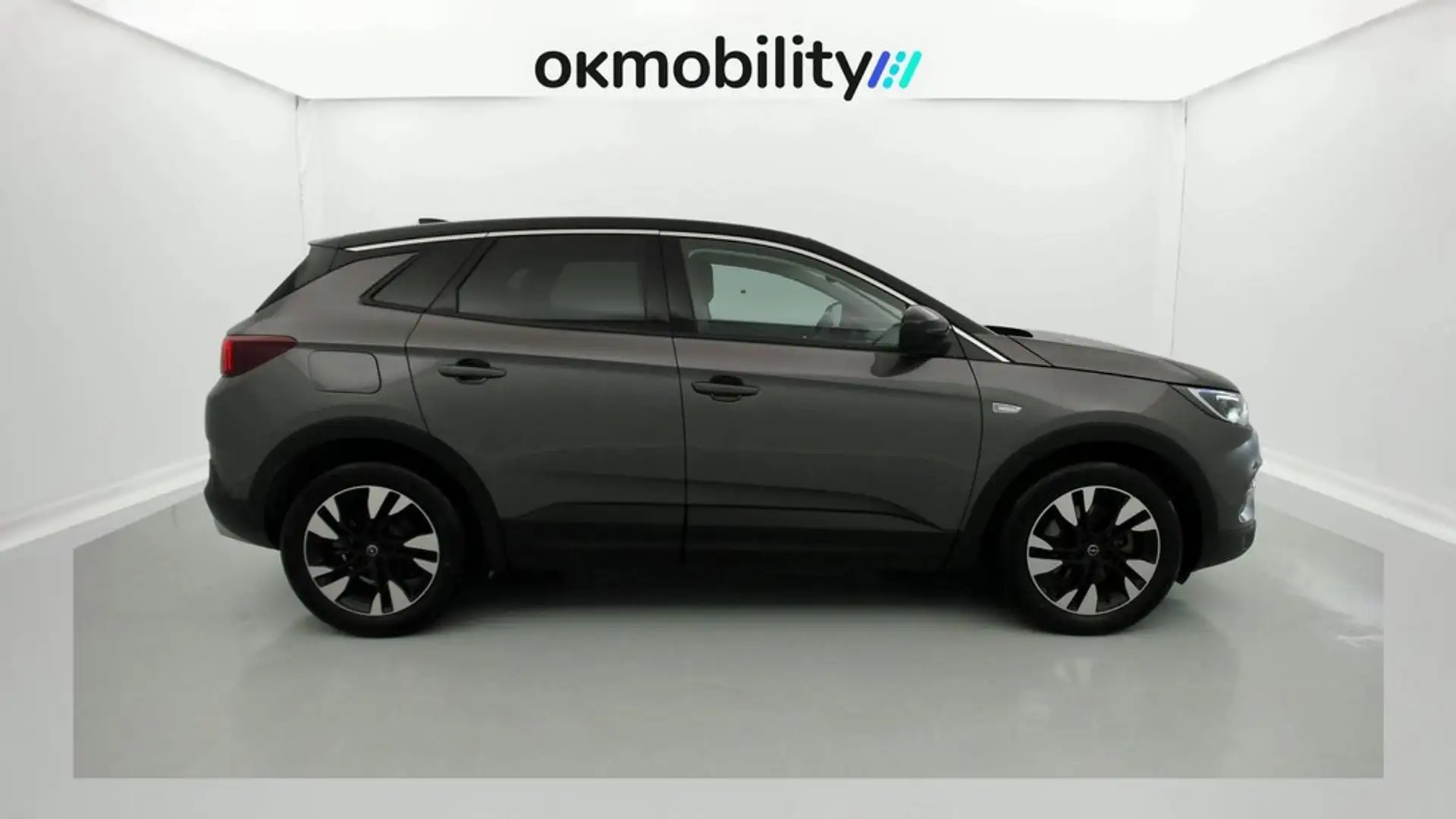 Opel Grandland X 1.6 PHEV 300 AT ultimate Plateado - 2