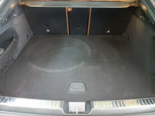 Mercedes-Benz GLC view 15