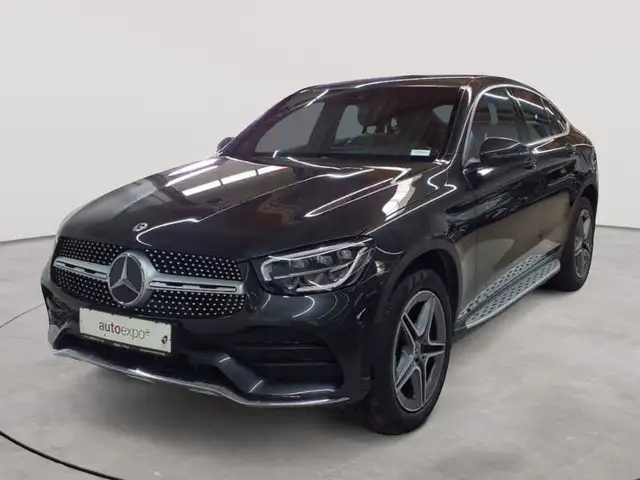 Mercedes-Benz GLC view 2