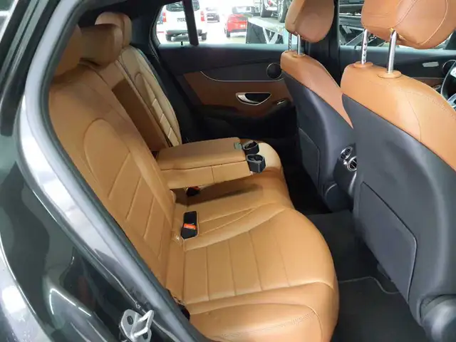 Mercedes-Benz GLC view 13