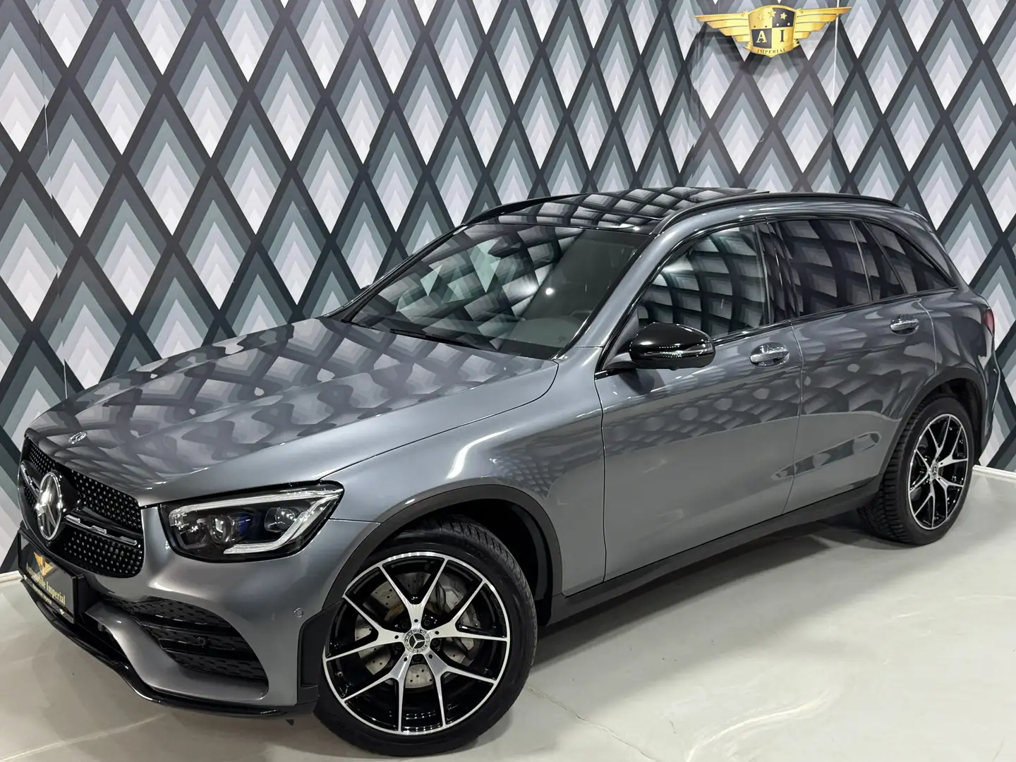 Mercedes-Benz GLC 400 d 4Matic Aut. // AMG PAKET // PANO // 1.BESITZ // Grijs - 2