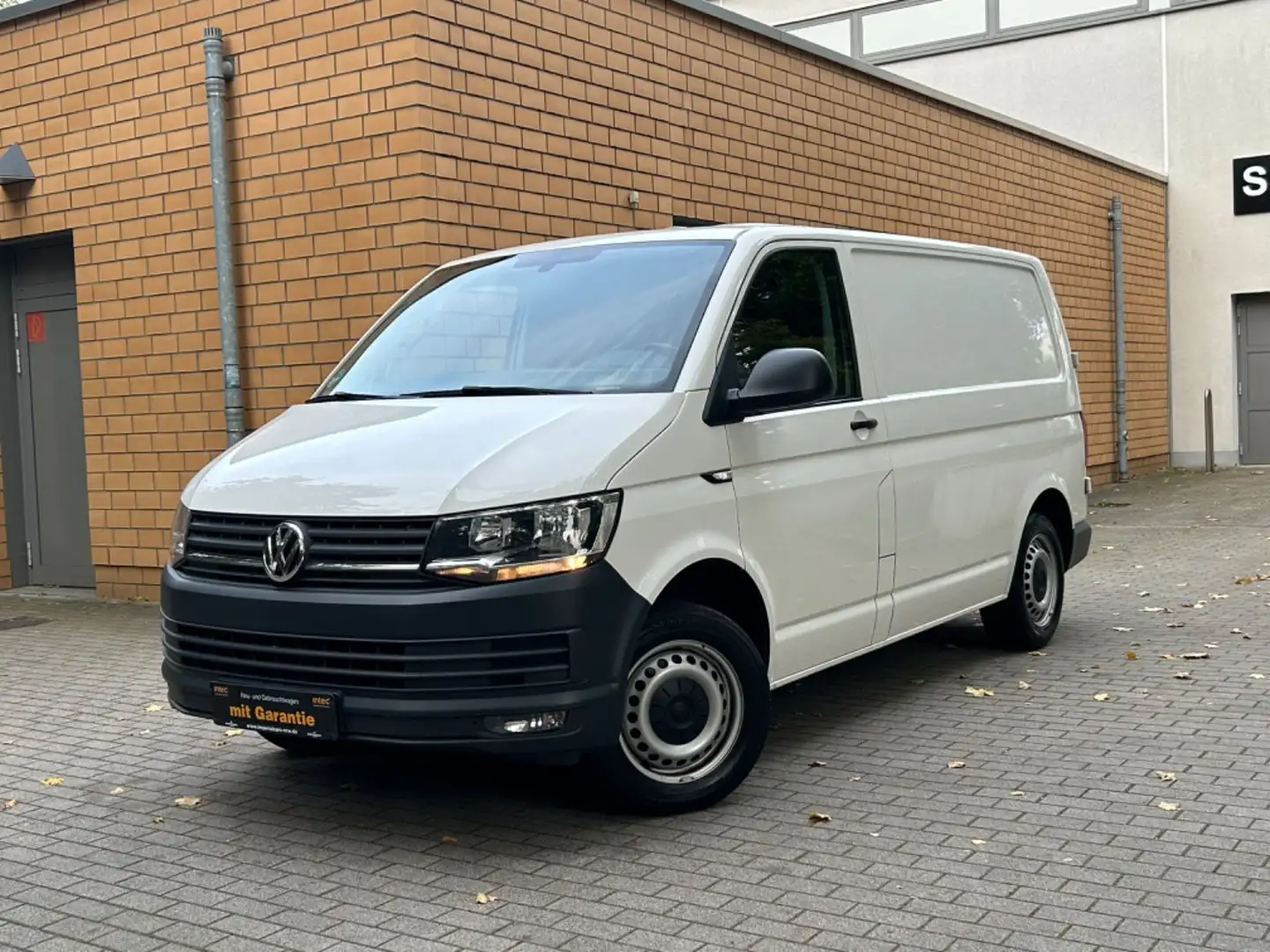 Volkswagen T6 Transporter Kasten/NAVI/KLIMA/AUTOMATIK/SHZ/ Weiß - 1