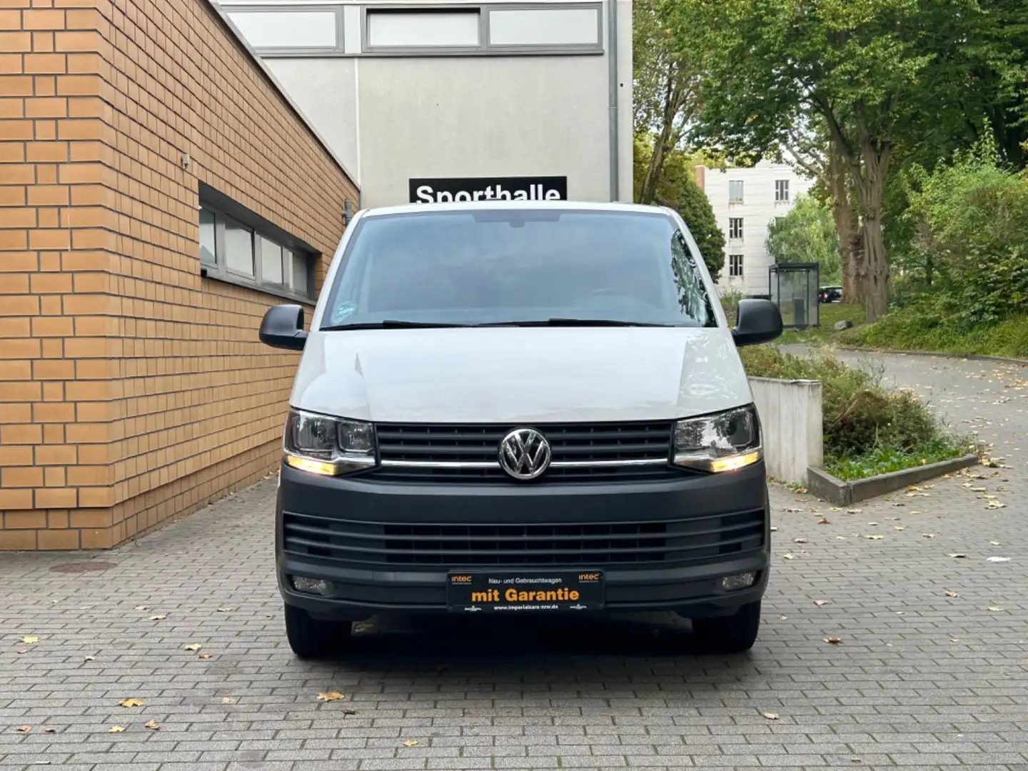 Volkswagen T6 Transporter Kasten/NAVI/KLIMA/AUTOMATIK/SHZ/ Weiß - 2