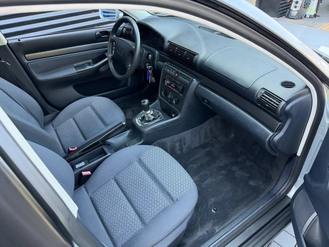 Audi A4 Limousine 1.6 GRIJS| 1996| ZEER NETJES| APK| 149DK, foto 11