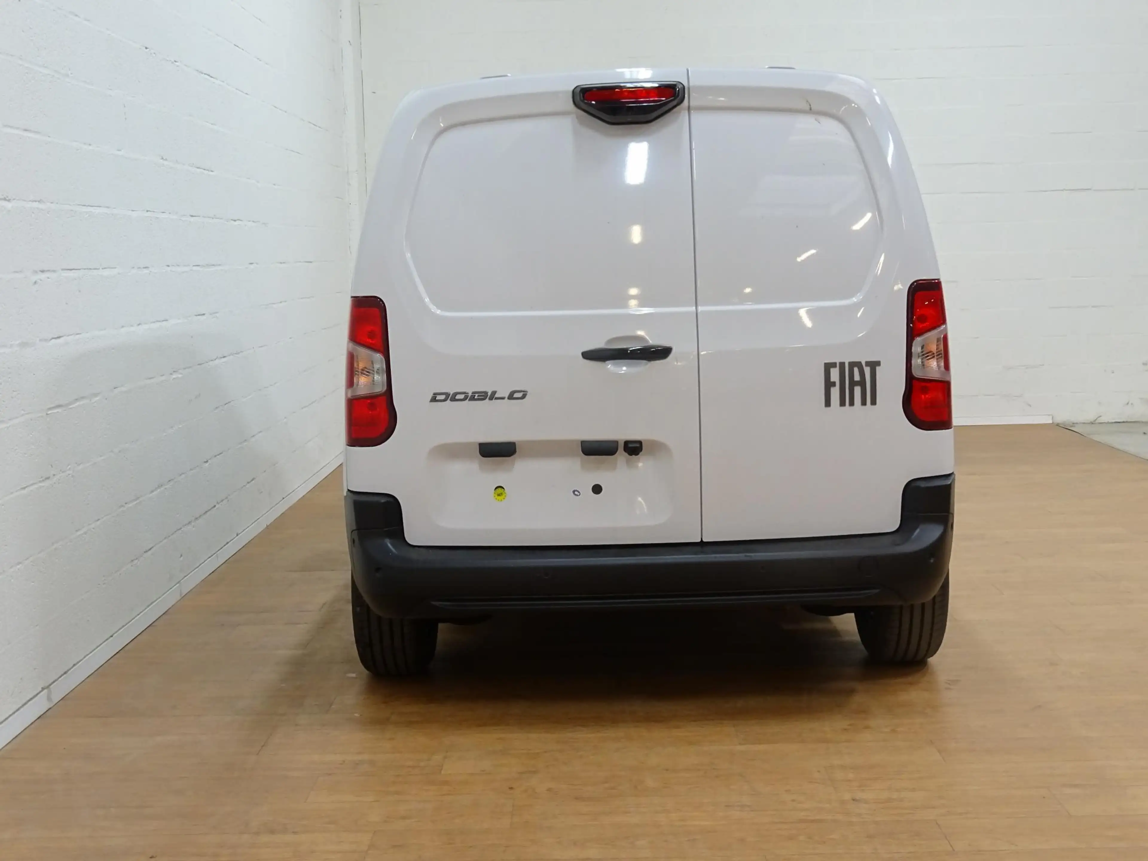 Fiat Doblo 1.5 BlueHDI 130 AT8 L1 Light — photo 7