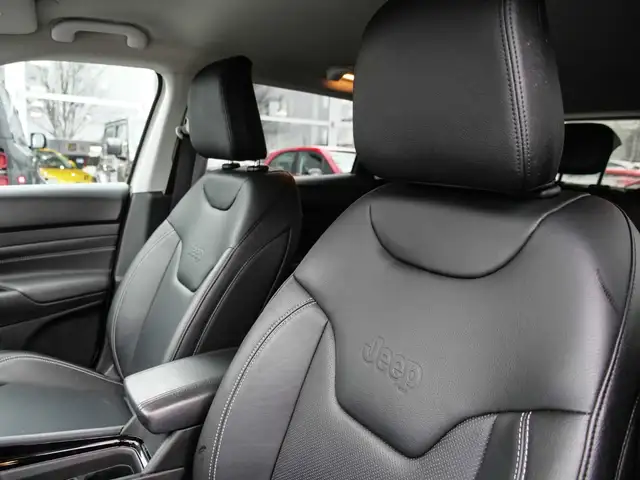 Jeep Compass view 7