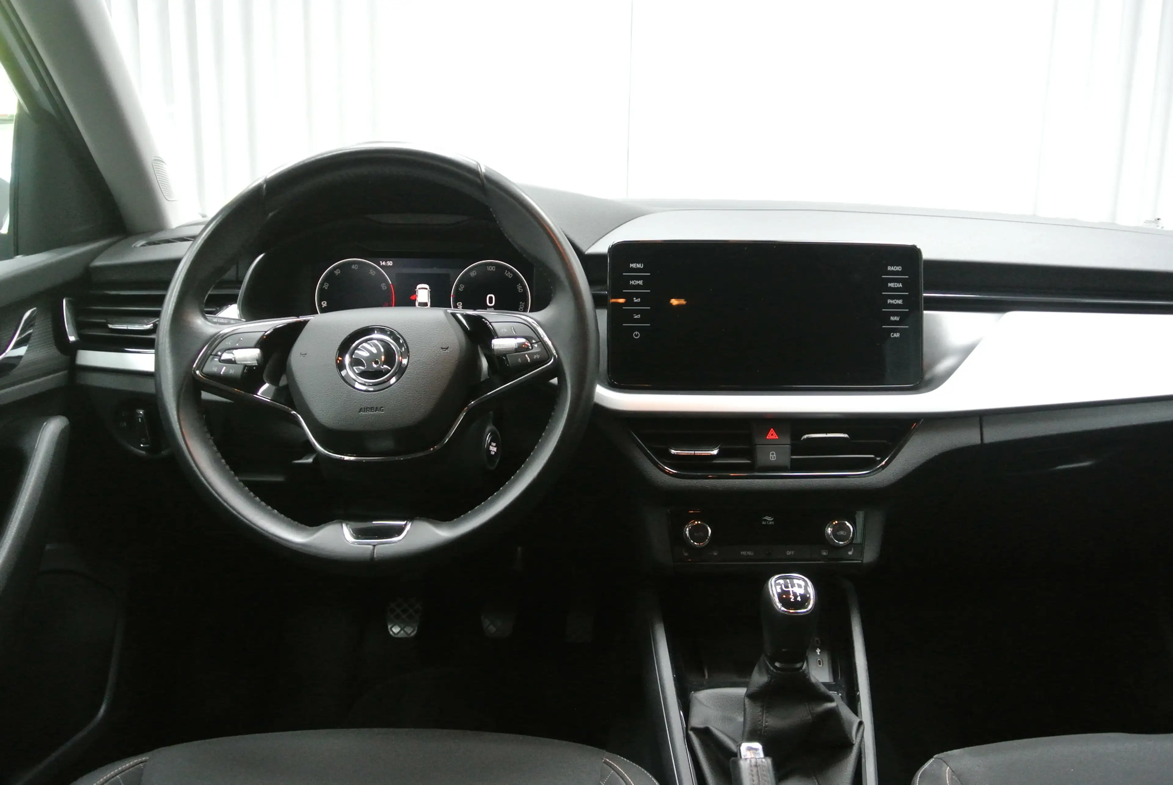 Skoda Scala Scala 1.0 TSI Ambition*GPS*CLIM* — photo 15