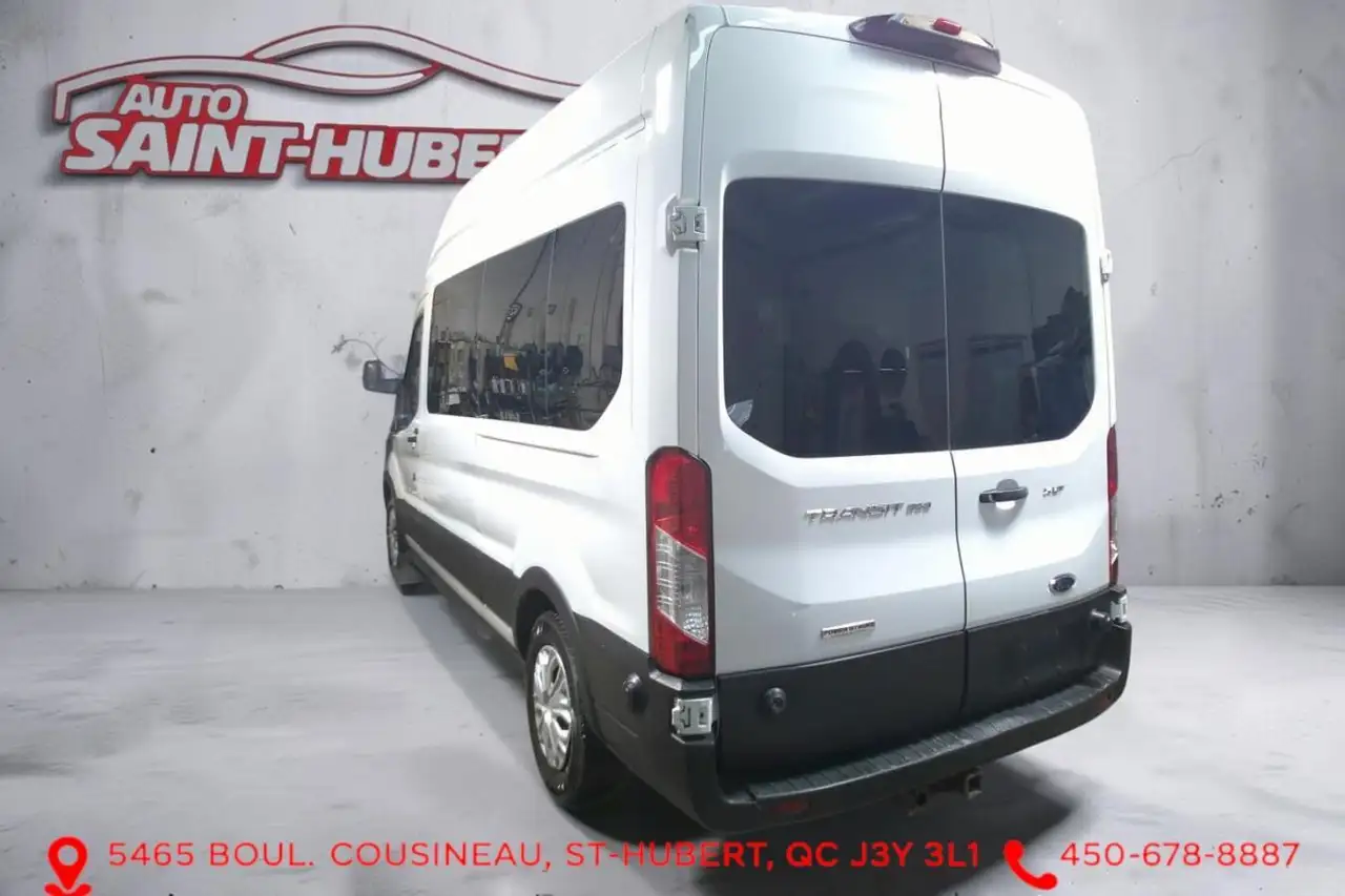 Ford Transit Passenger Wagon снимка Ford Transit Passenger Wagon