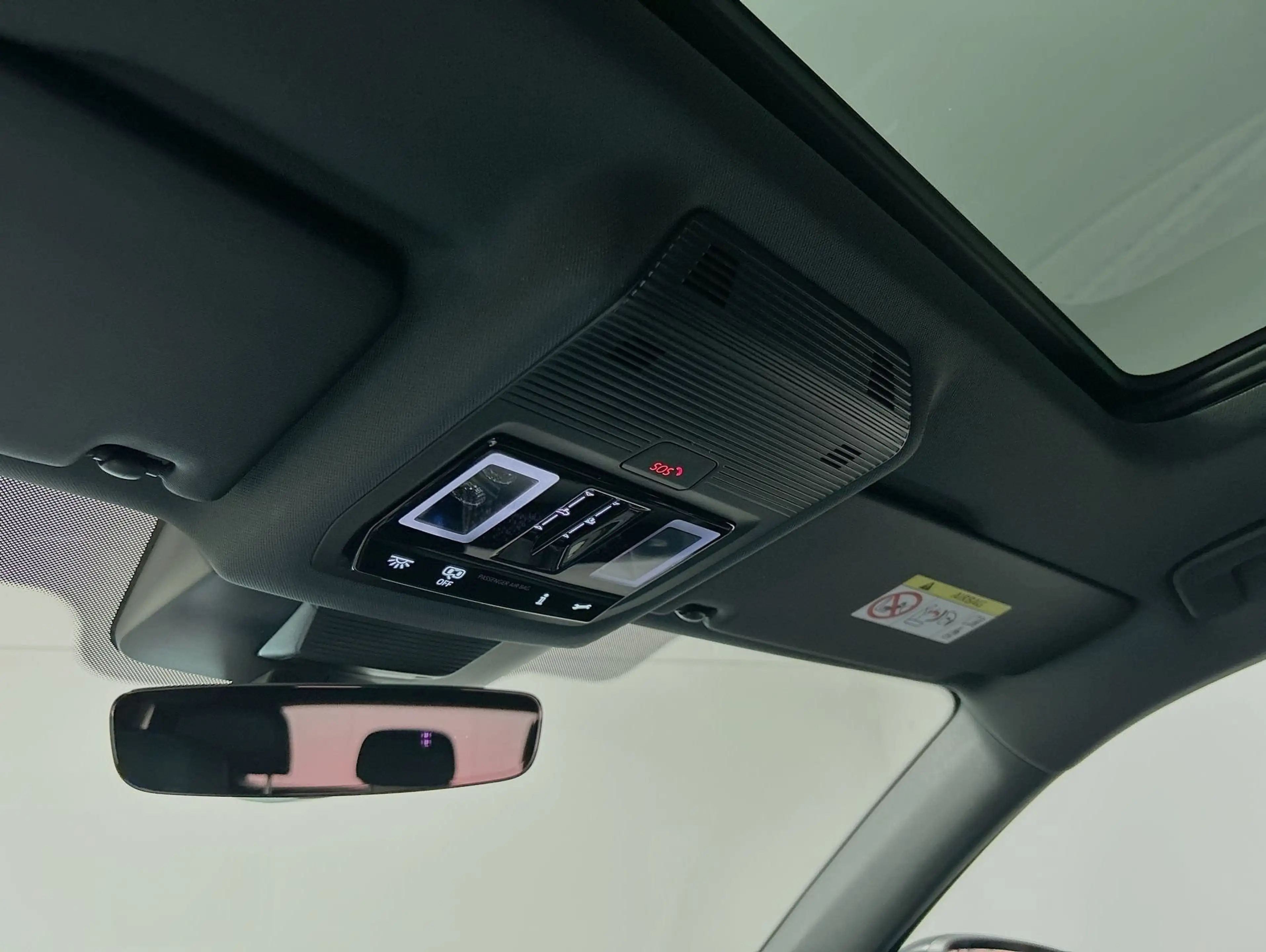 Volkswagen Tayron R-Line 2.0 TSI 4MOTION 4Motion CarPlay — photo 14
