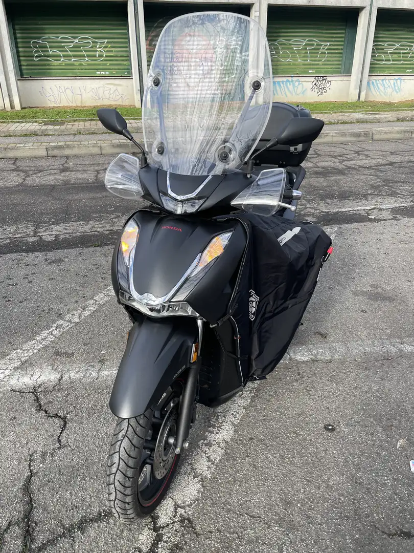 Honda SH 350i Sport - 1