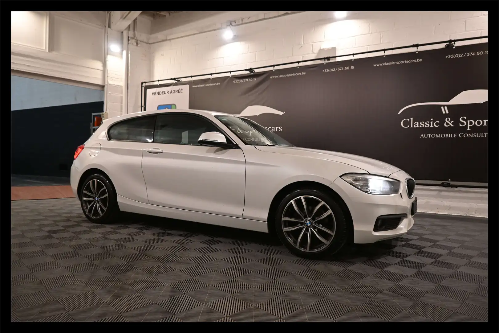 BMW 116 i SPORT HATCH / FACELIFT / CUIR / GPS NAVI / PDC Weiß - 1