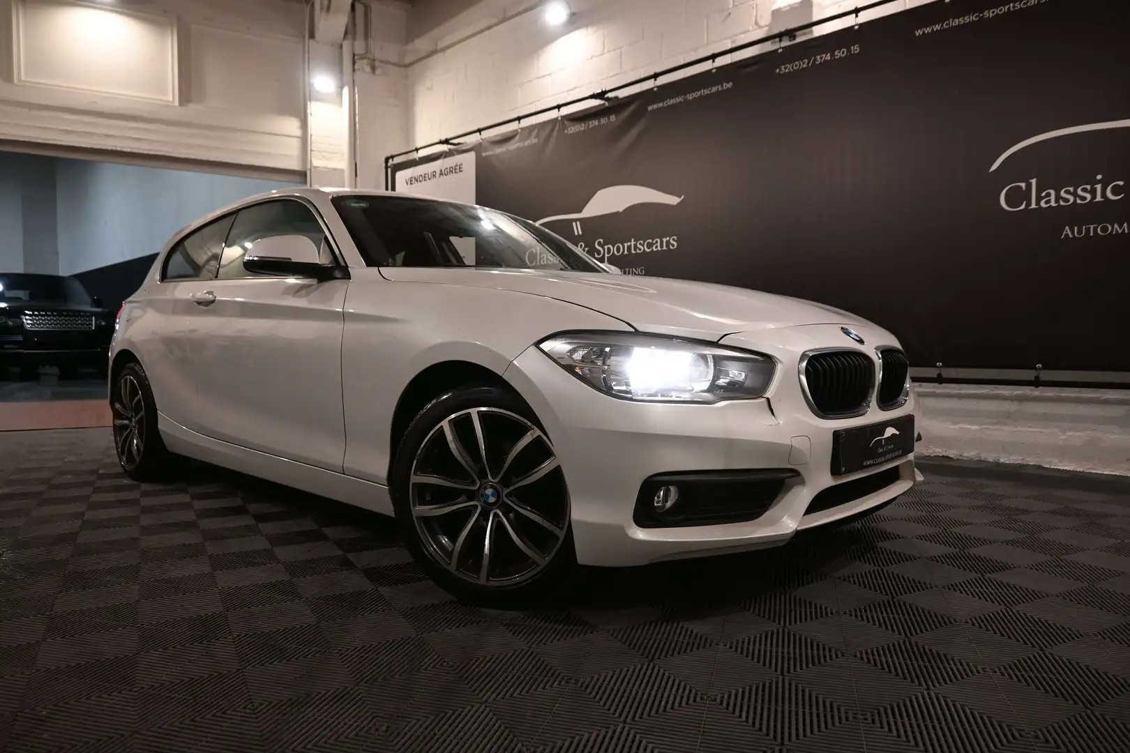 BMW 116 i SPORT HATCH / FACELIFT / CUIR / GPS NAVI / PDC Weiß - 2