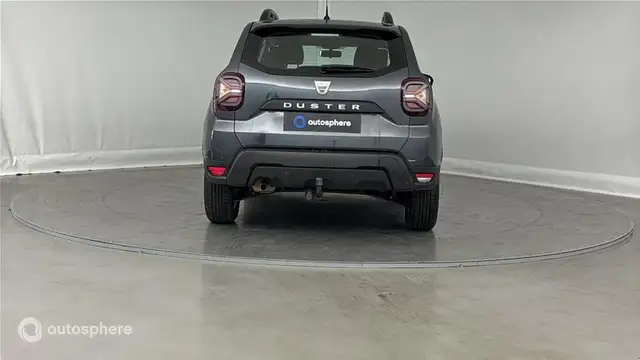 Dacia Duster view 6