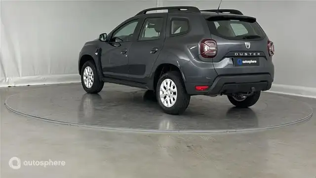 Dacia Duster view 8