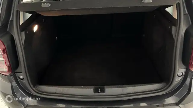 Dacia Duster view 14
