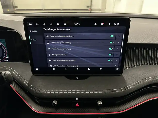 Skoda Superb Kombi 2,0 TDI Sportline 4x4 DSG.Matrix LED/ACC/... Ansicht 28