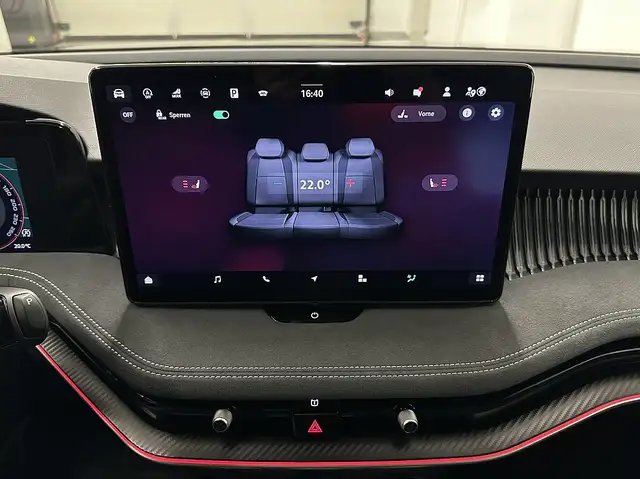 Skoda Superb Kombi 2,0 TDI Sportline 4x4 DSG.Matrix LED/ACC/... Ansicht 30