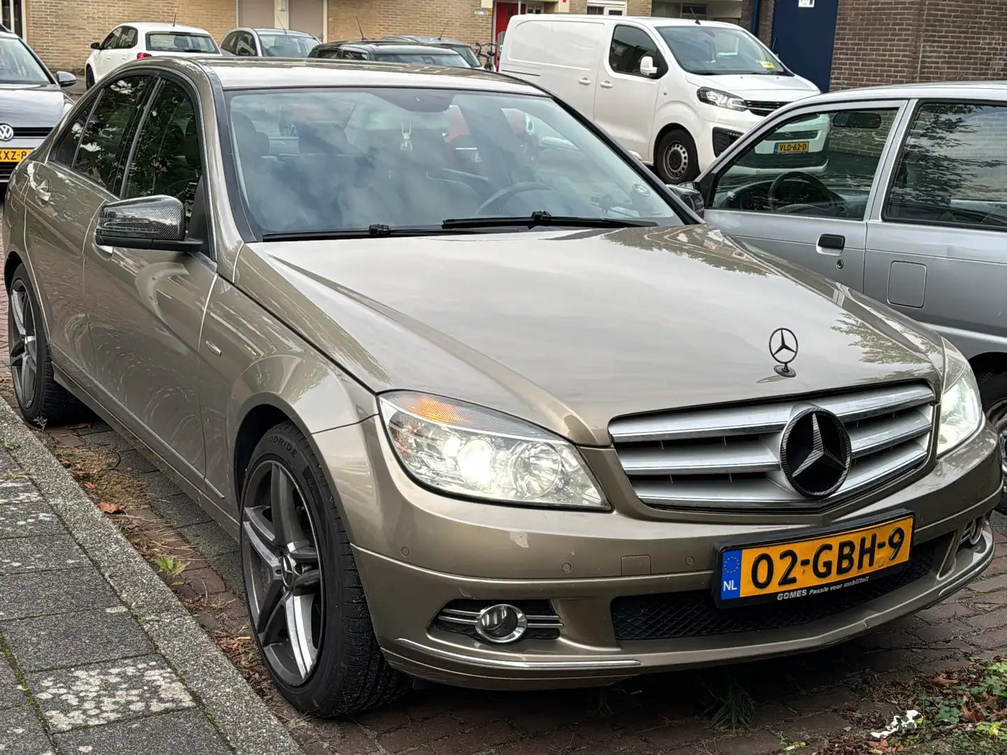 Mercedes-Benz C 200 Mercedes-Benz C 200 CDI Avantgarde sport. Goud - 2