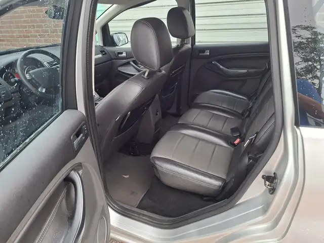 Ford C-Max view 7