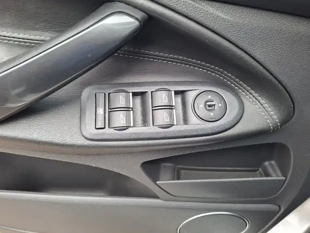 Ford C-Max view 13