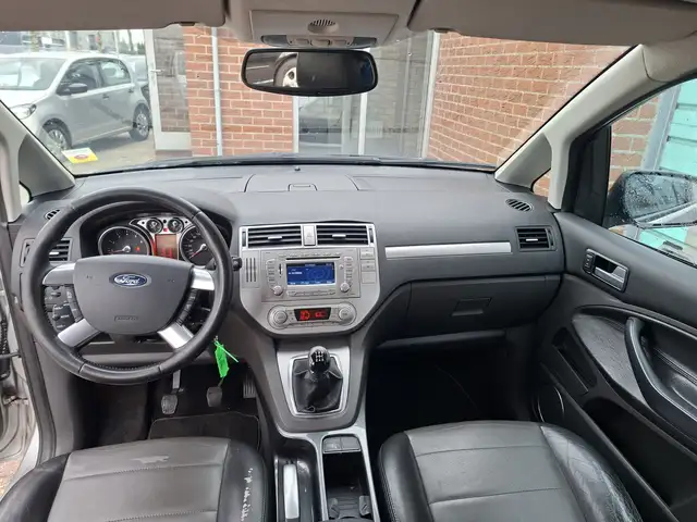 Ford C-Max view 15