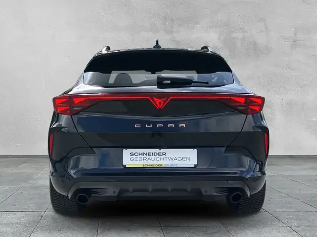 Cupra Formentor view 4