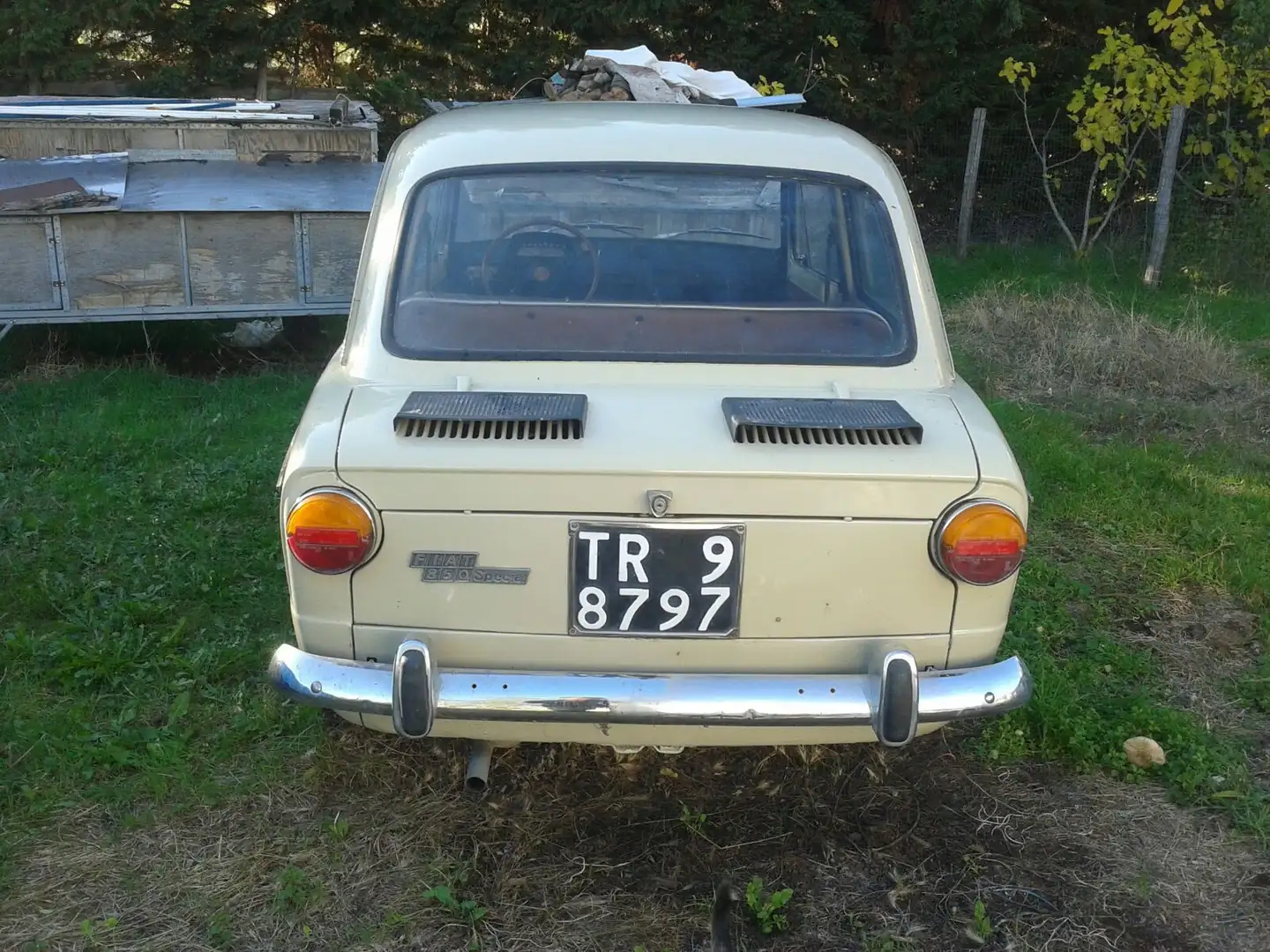 Fiat 850 bež - 1