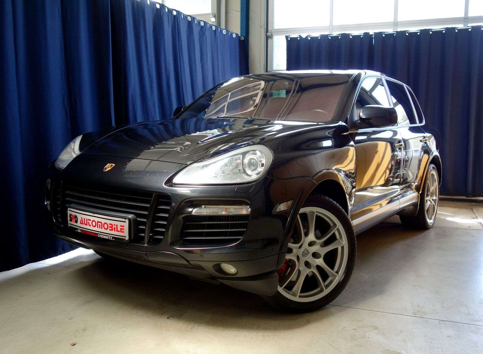 Second hand Porsche Cayenne Turbo