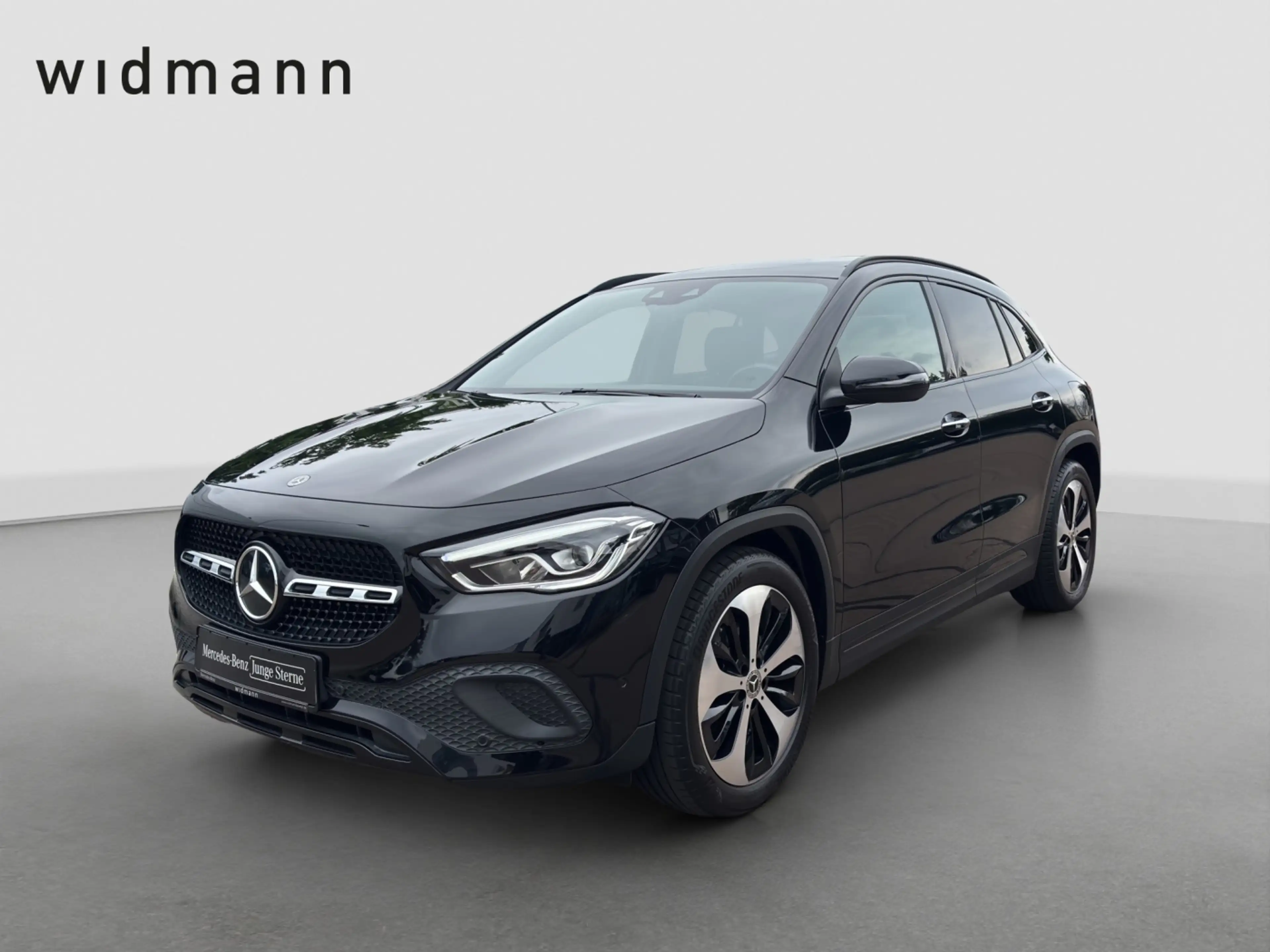 Mercedes-Benz GLA 180 *Progressive*Pano*Park-Paket*Kamera*LED*