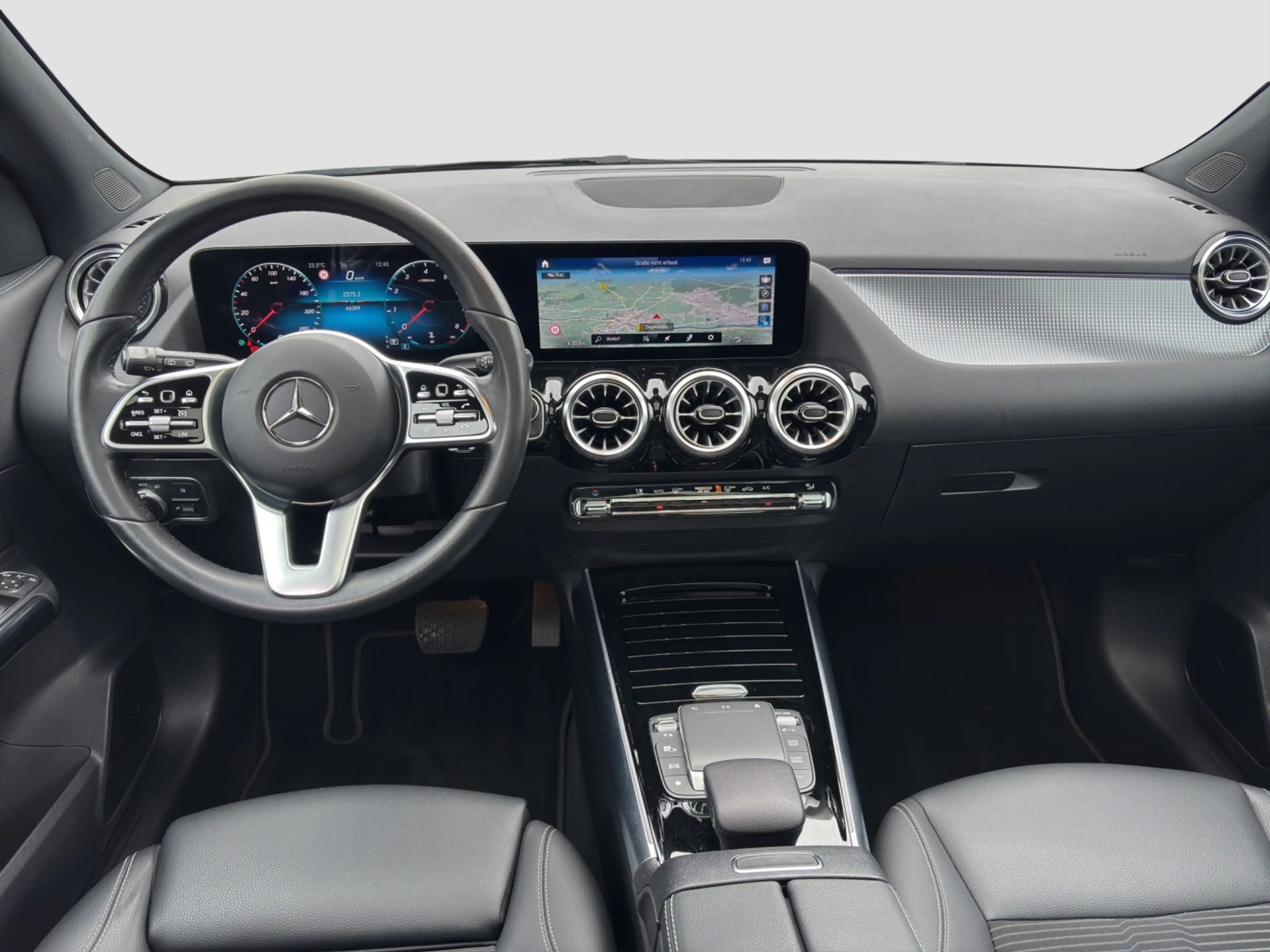 Mercedes-Benz GLA 180 *Progressive*Pano*Park-Paket*Kamera*LED* — photo 9